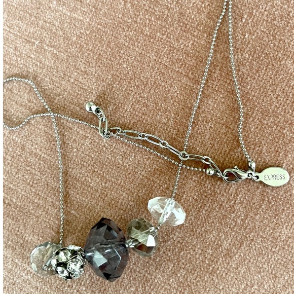 Express multi accent silver necklace - Picture 2 of 2
